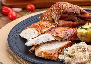 Receita de Natal: Peru Assado com Recheio de Farofa de Bacon